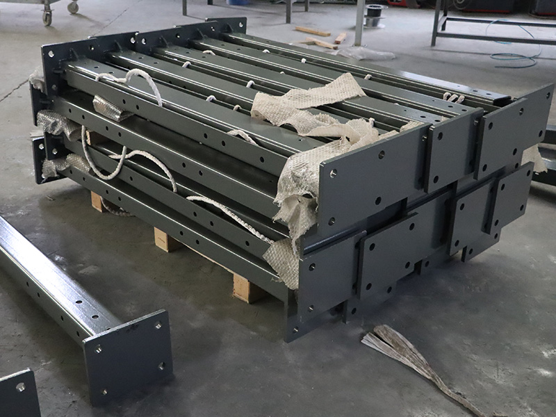 喷塑槽钢立柱 (8).JPG